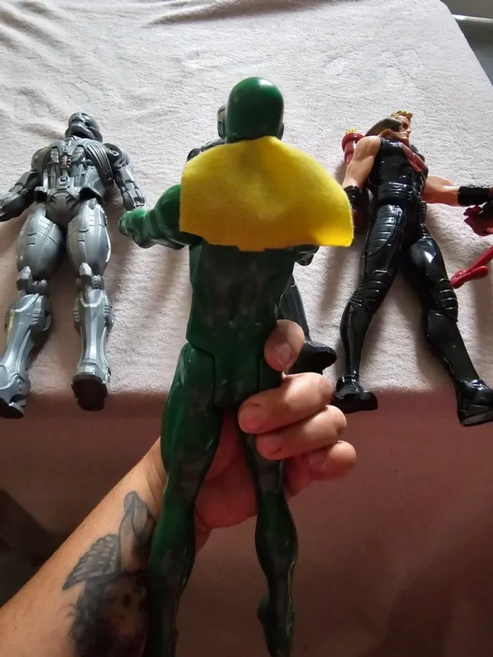 Personnage / figurine Jouet garçon avebgerd marvel - photo numéro 14