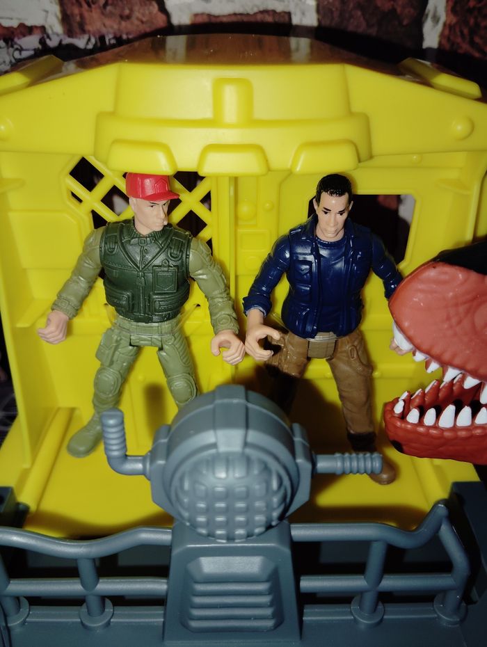 Dinosaure avec enclos Dino valley - photo numéro 5