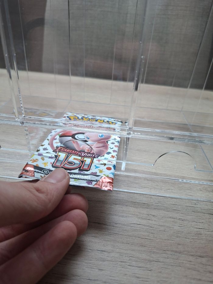 Distributeur pour boosters Pokémon ou autres TCG modèles 6 slots en acrylique premium - photo numéro 5