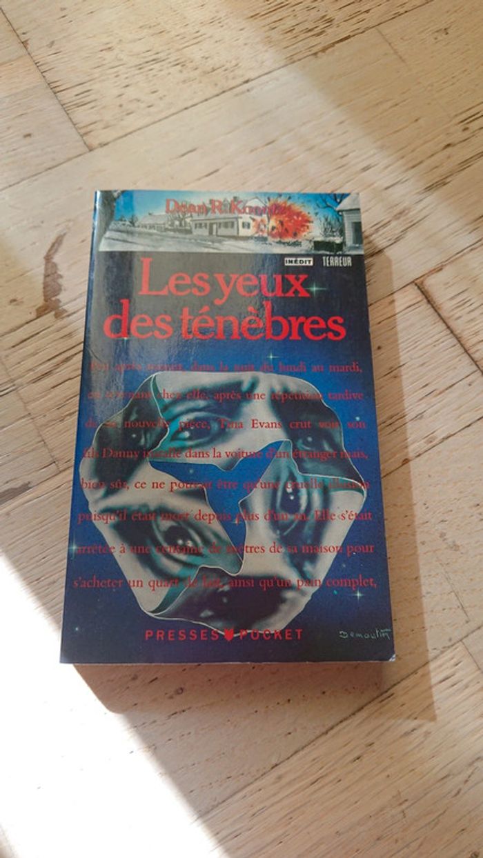 Livre " les yeux des ténèbres" de dean R koontz