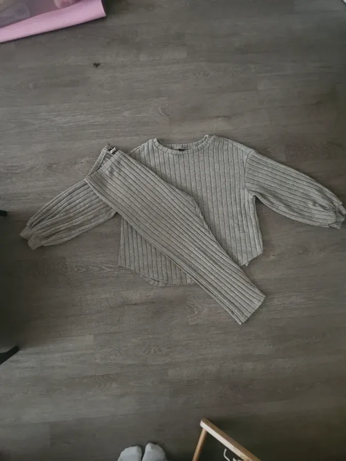 Vêtements femme - photo numéro 3