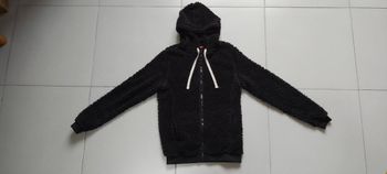 Gilet zippé à capuche 34/36