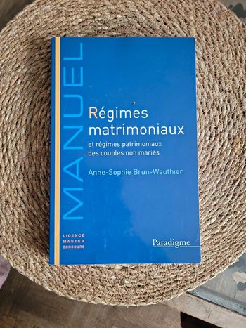Regime matrimoniaux et régime des couples non mariés