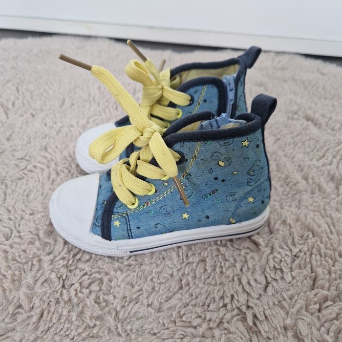 Chaussure taille 22 - photo numéro 2