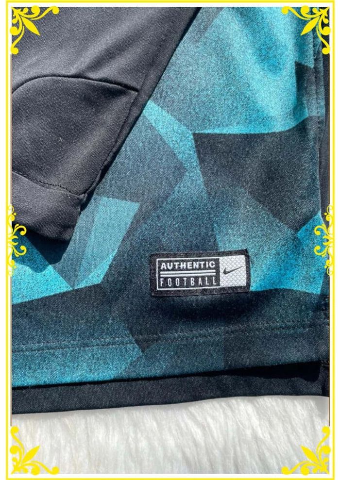 Nike Chelsea Saison 2017-2018 - photo numéro 6