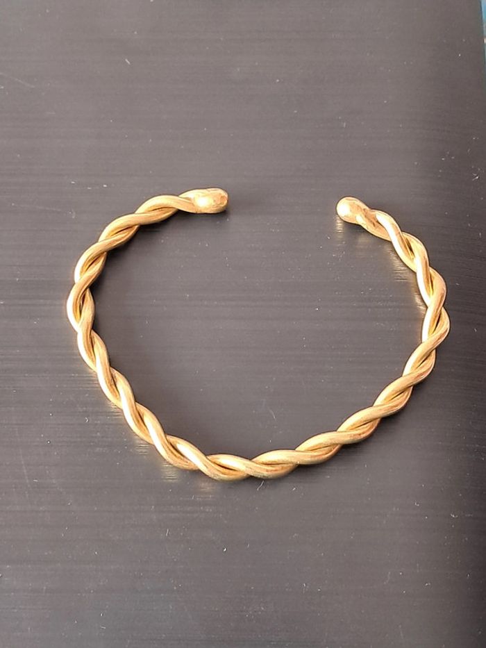 Bracelet torsadé doré