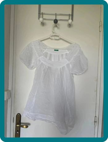 Blouse blanche transparente
