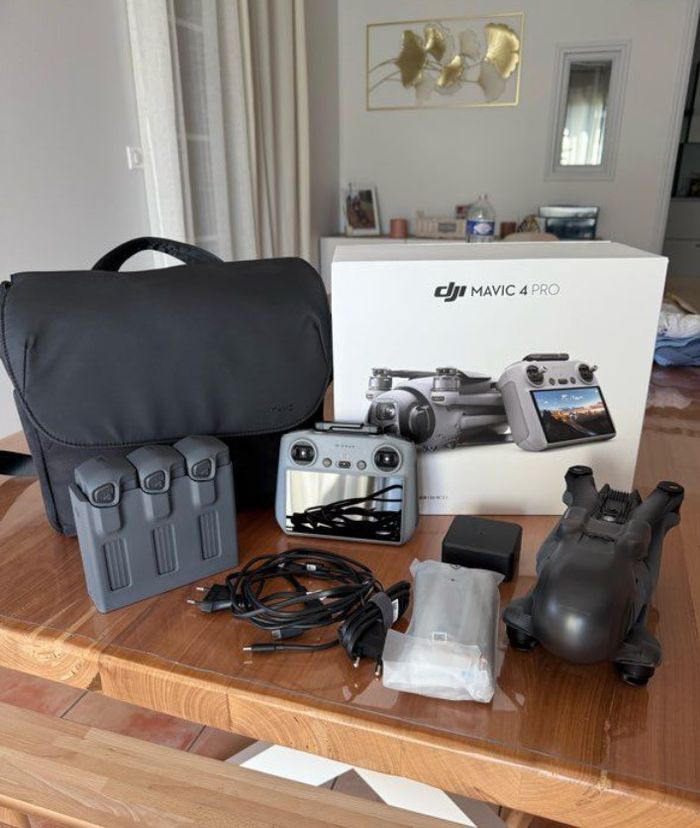 DJI Mavic 4 Pro avec toutes accessoires