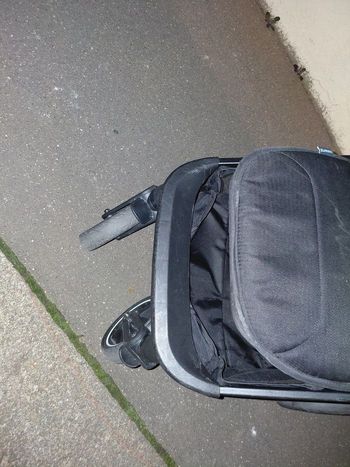 Vend pousette compacte zummi zip 