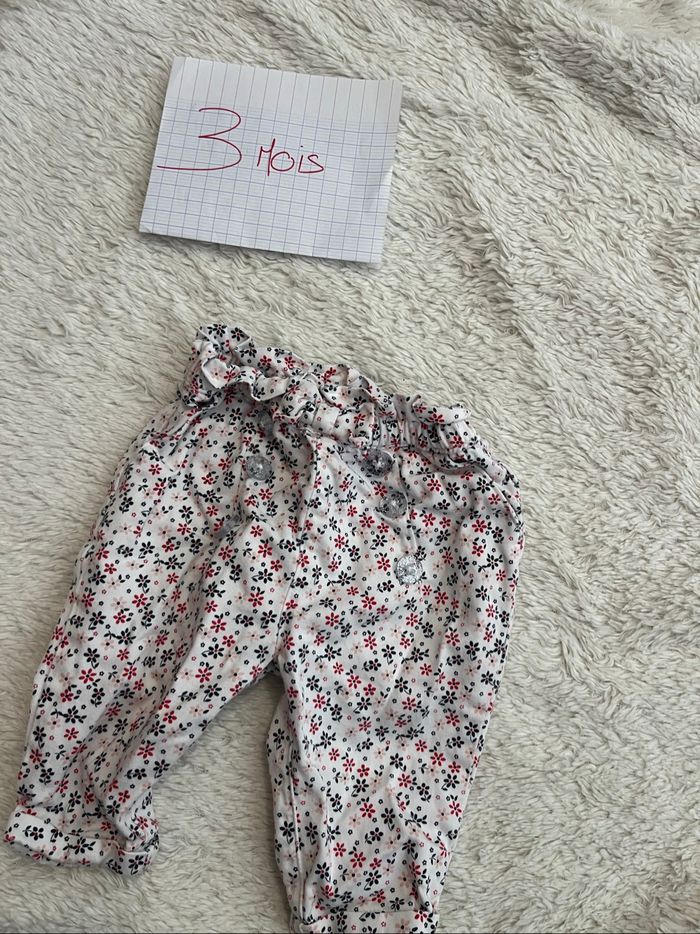 Pantalon fleuri