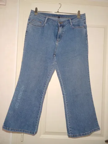 Jeans pantacourts sans marque