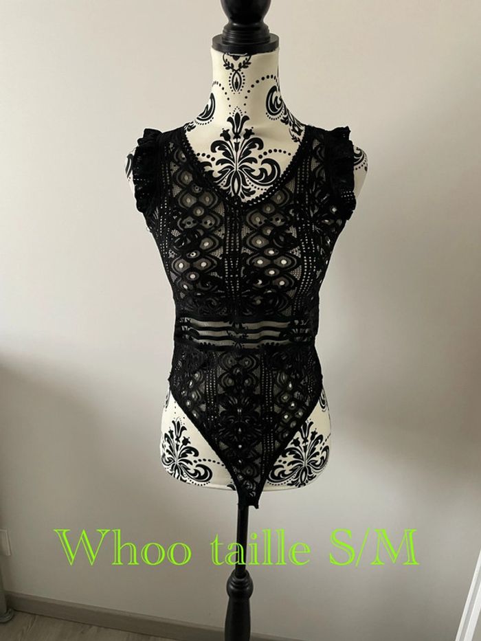 Body sans manches à volant noir en dentelle sexy whoo taille S/M