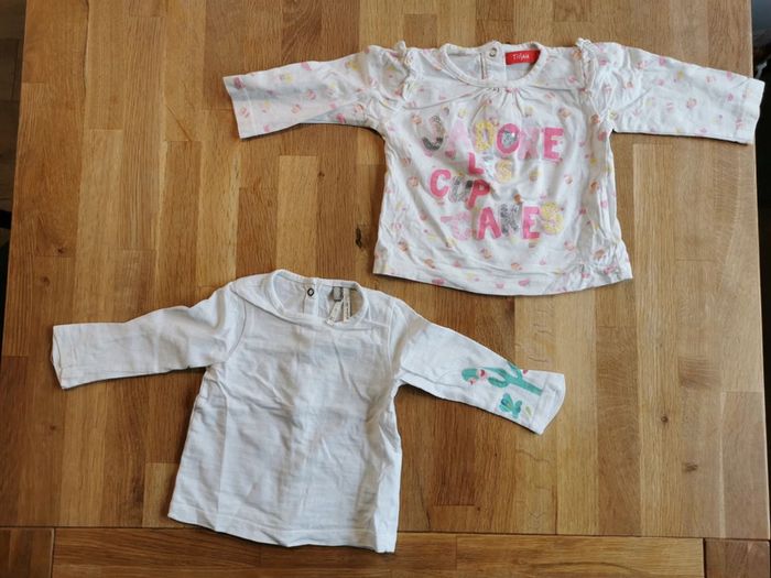 Lot 2 T shirts manches longues 6 mois