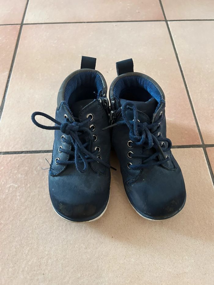 Donne chaussure taille 25