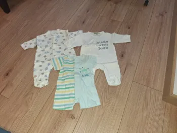 Lot pyjama été 1 mois