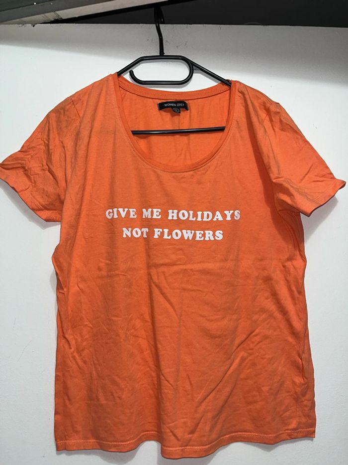 T-shirt taille 42 - photo numéro 3
