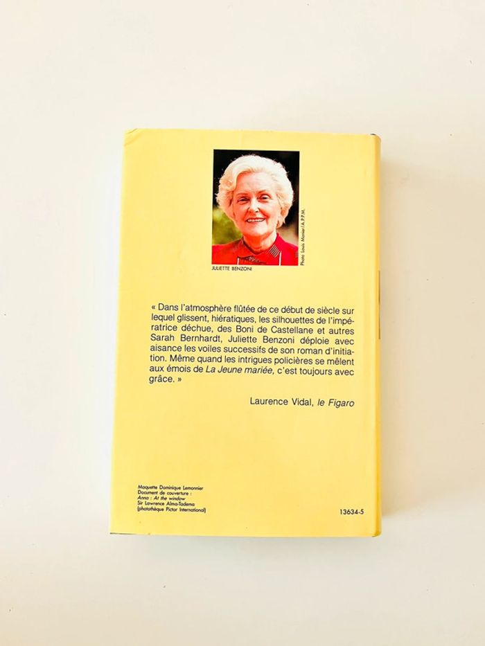 La jeune Mariée de Juliette Benzoni - Les dames du méditerranée-express tome 1 sur 4 - photo numéro 2