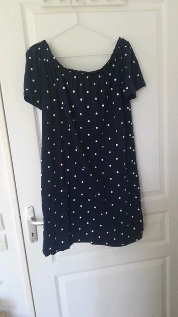 Robe épaules dénudées