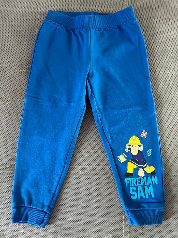 Lot de vêtements garçon taille 4 ans - photo numéro 8