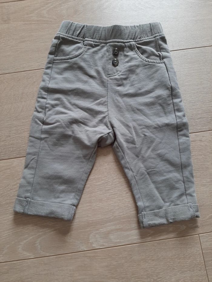 Pantalon 6 mois - photo numéro 2