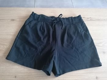 Short noir only femme taille 38 #Vêtements_femmes_krocaro