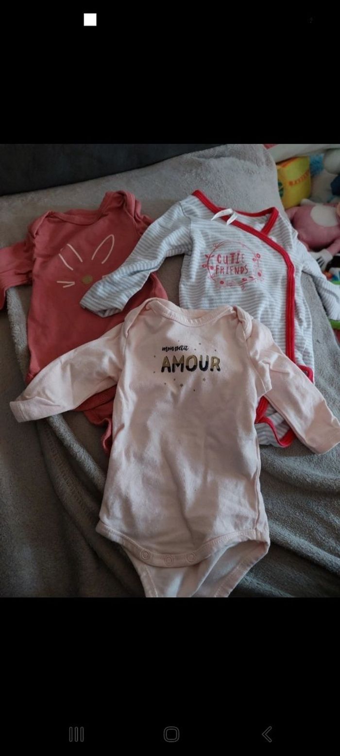 Bodies manches longues 3 mois