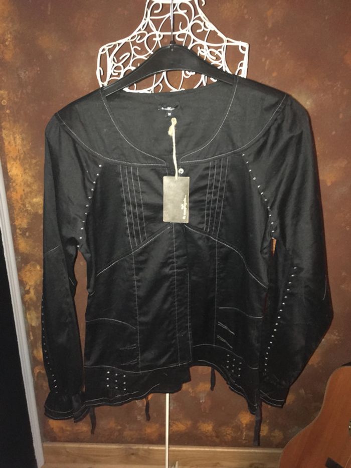belle chemise noire coutures beiges &compagnie neuve 38 - photo numéro 4