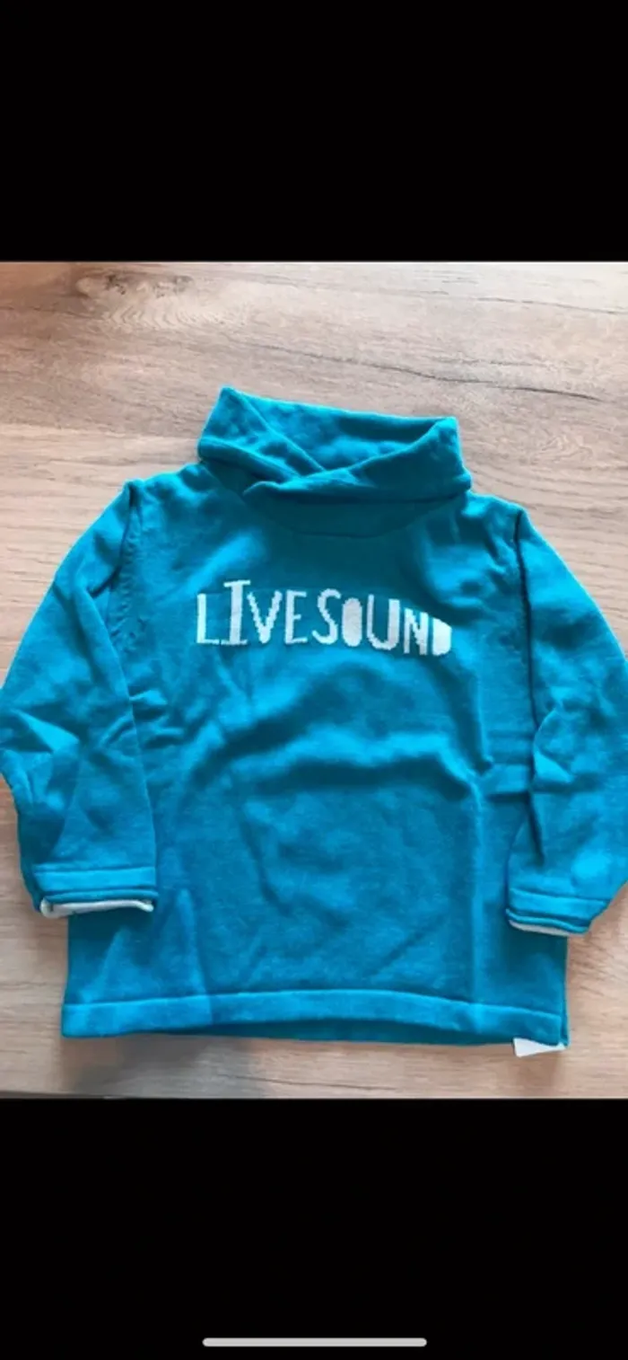 Pull Zara taille 6/9 mois