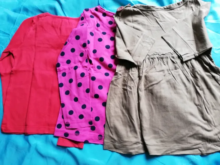 Lot de vêtements fille 6 ans - photo numéro 3