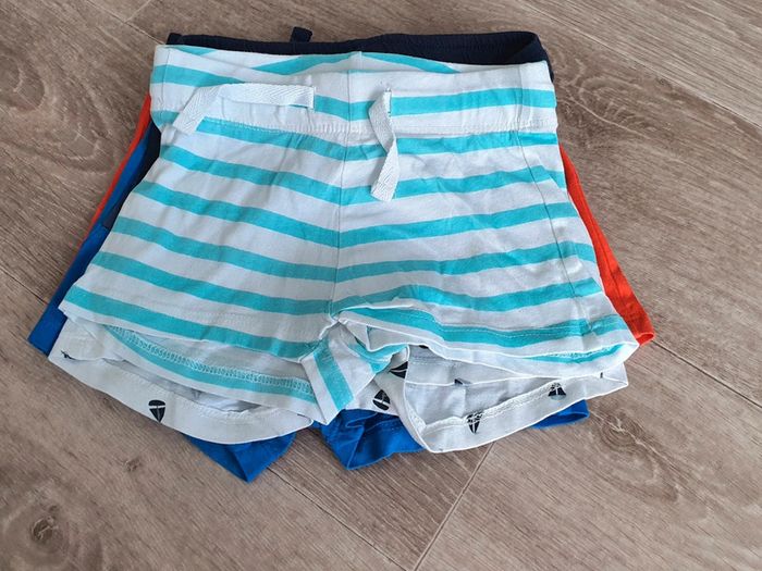 Lot de 5 shorts garçon taille 12 mois - photo numéro 4