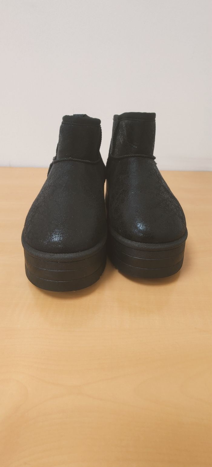 Boots fourrées femme en 37 Burton of London - photo numéro 2