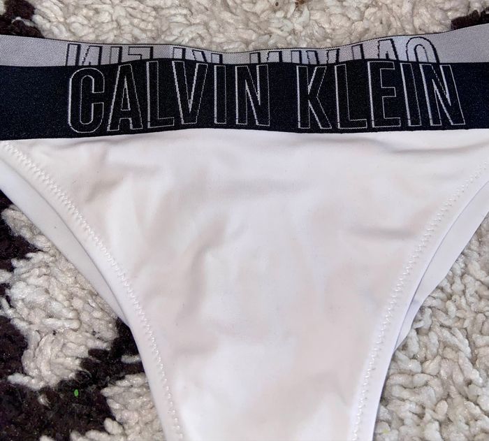 Tanga bas de maillot de bain blanc et noir s Calvin Klein - photo numéro 2