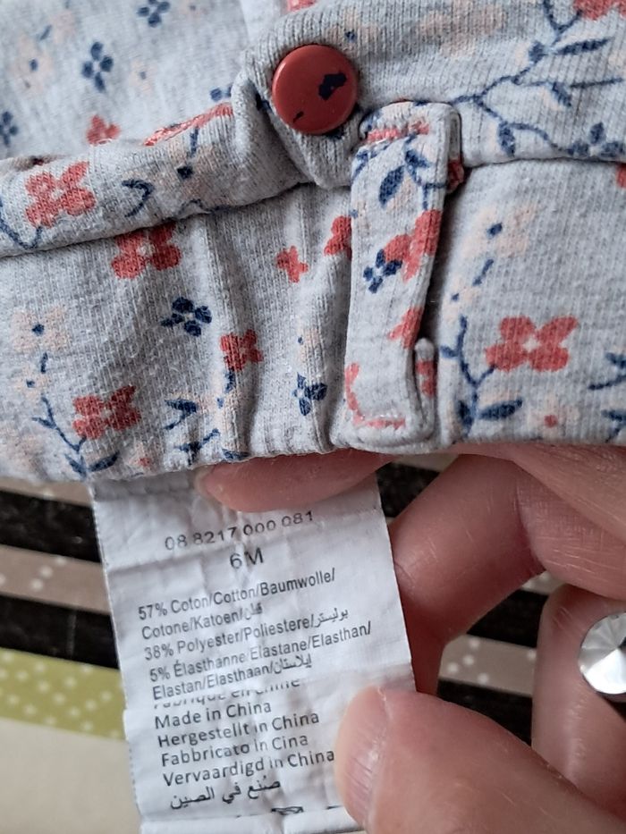 Pantalon fille 6 mois - photo numéro 3