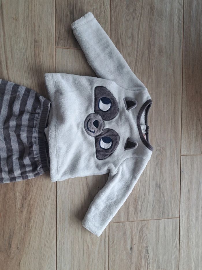 Pyjama tout chaud 12 mois - photo numéro 2