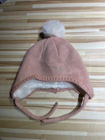 Bonnet rose tout doux pompon