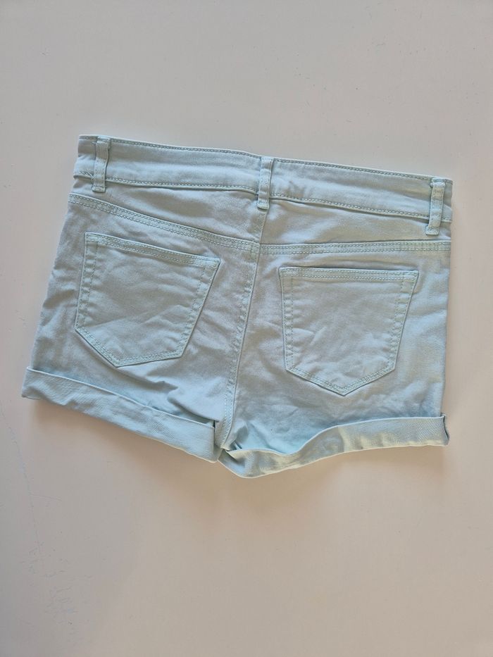 👧 Short - photo numéro 3