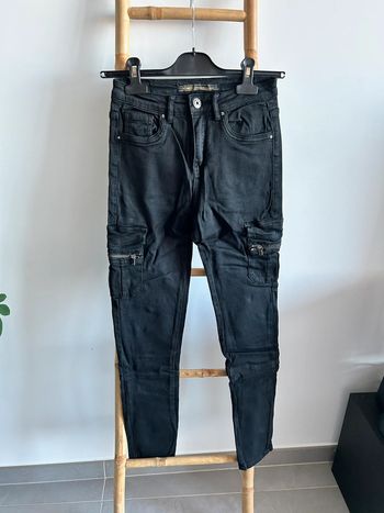 Pantalon cargot