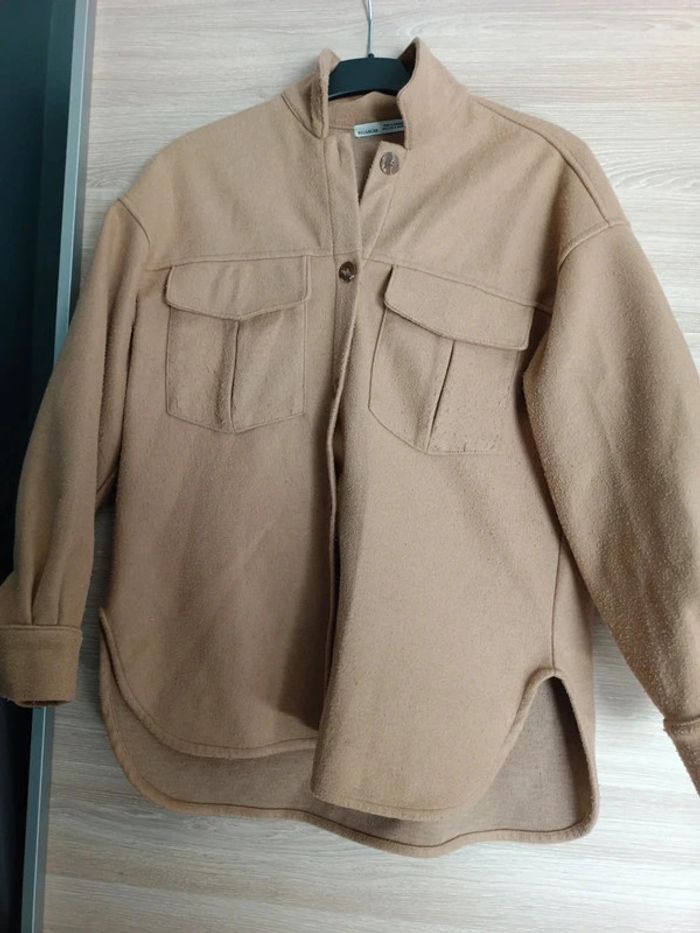 Vestes chemise beige Pull & Bear - photo numéro 2