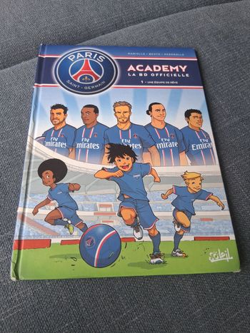 Academy la BD officielle