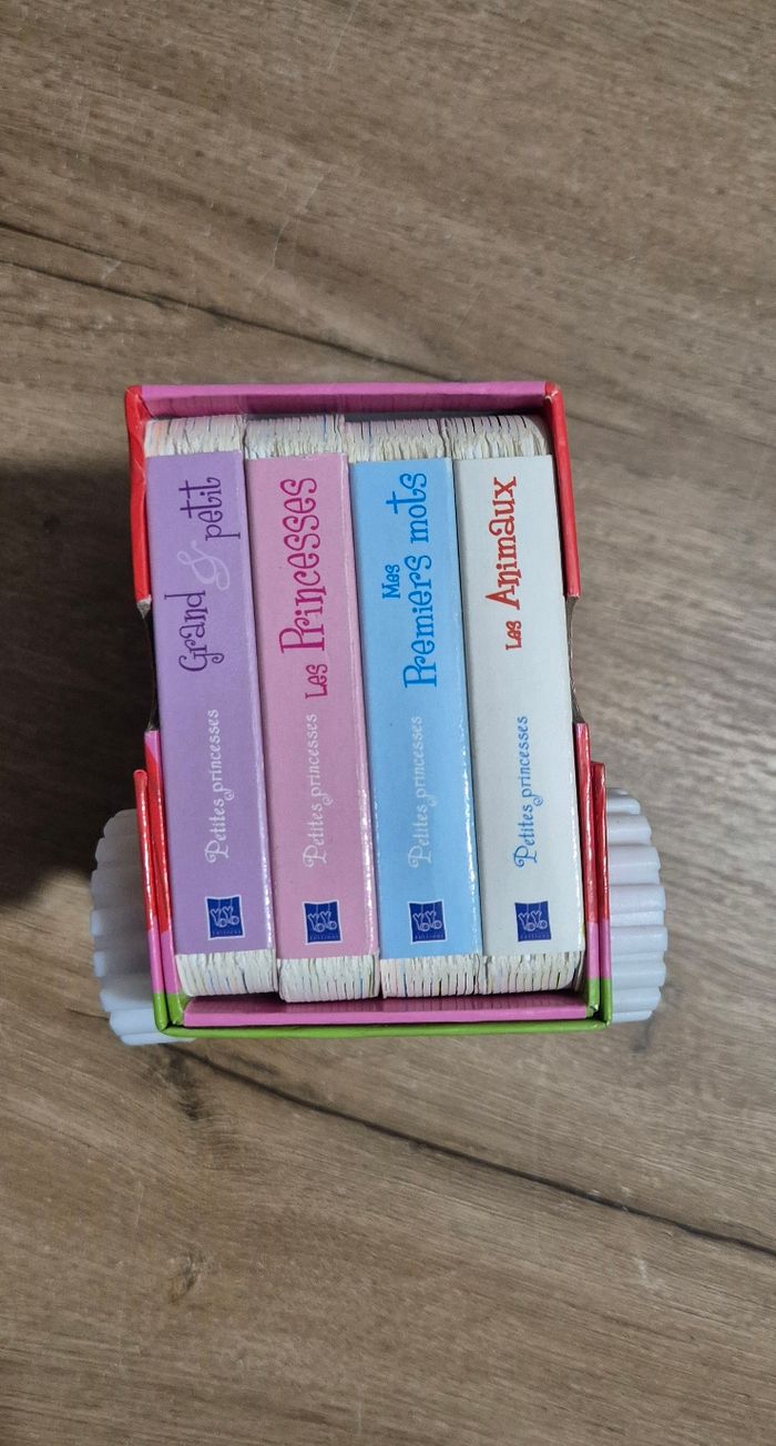 Livres imagiers Ma bibliothèque de princesse - photo numéro 2