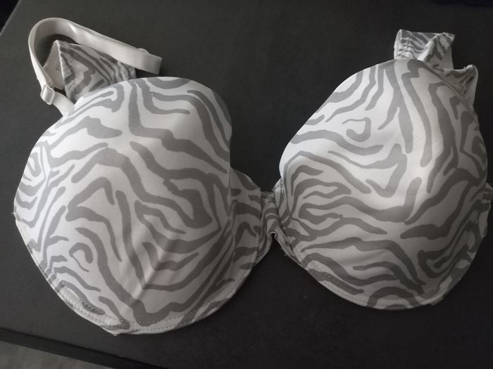 SOUTIEN GORGE TAILLE 100D