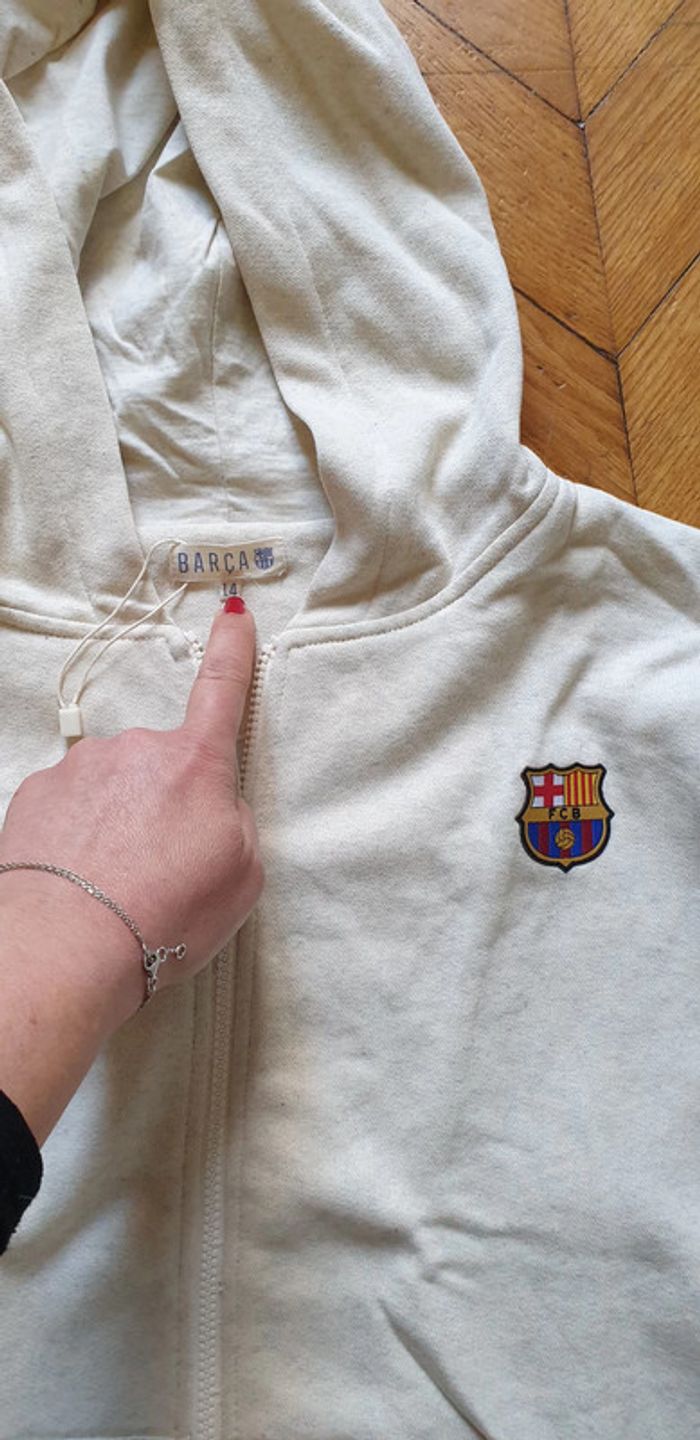 Neuf gilet BARÇA a capuche, beige T 14 ans - photo numéro 3