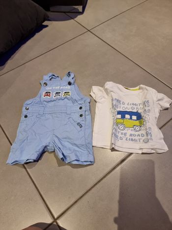 Salopette short et Tee-shirt