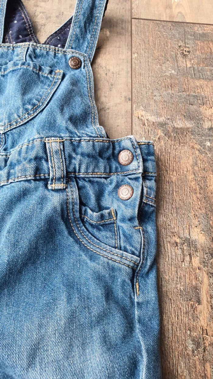 Salopette kiabi 12 mois en très bon état - photo numéro 3