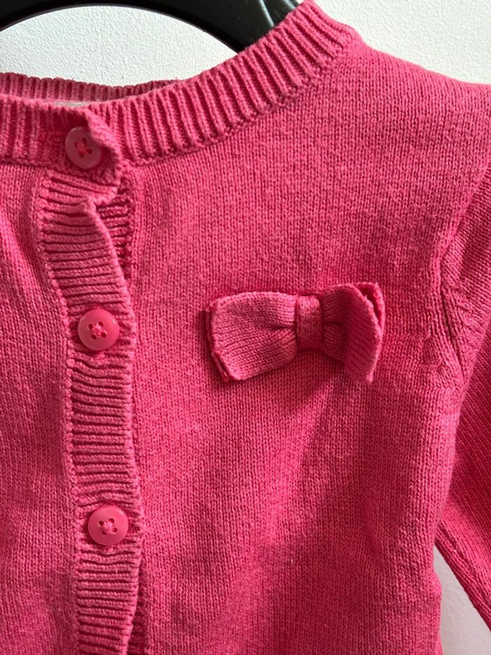 Gilet rose 3 mois - photo numéro 3