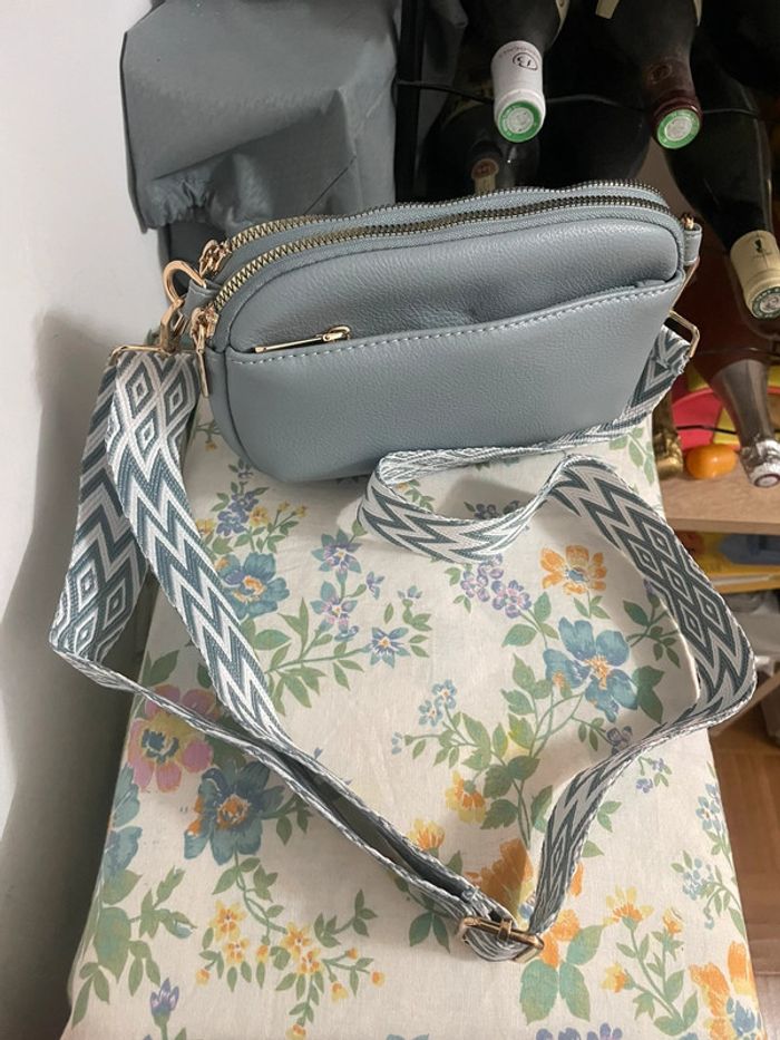 Sac bandoulière large en cuir PU bleu neuf - photo numéro 6