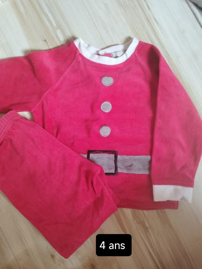 Lots vêtements garçon 4 ans - photo numéro 3