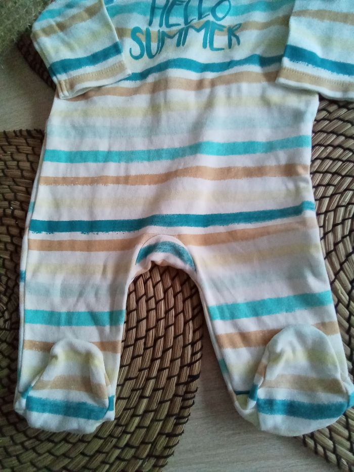 Babygro été mixte avec rayures et impression Kiabi taille 3 mois - photo numéro 4