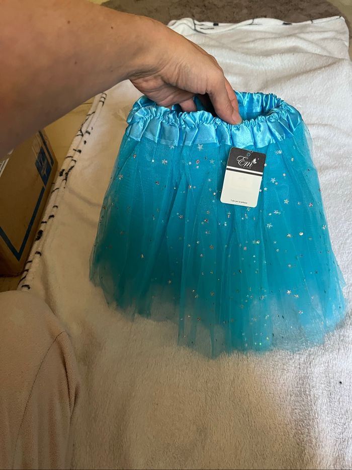 Jupe en tulle / déguisement Taille 2-6 ans Neuf - photo numéro 2