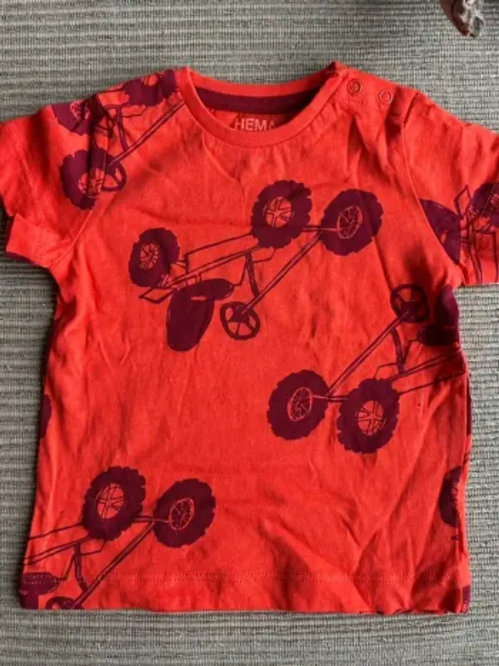 T-shirt taille 3 mois - photo numéro 2